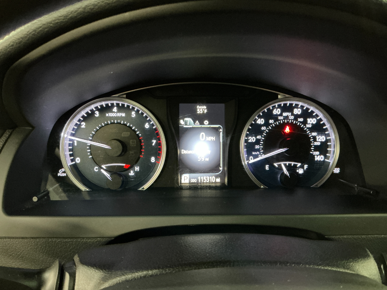 Toyota Camry 4dr Sdn I4 Auto LE (Natl) 2016