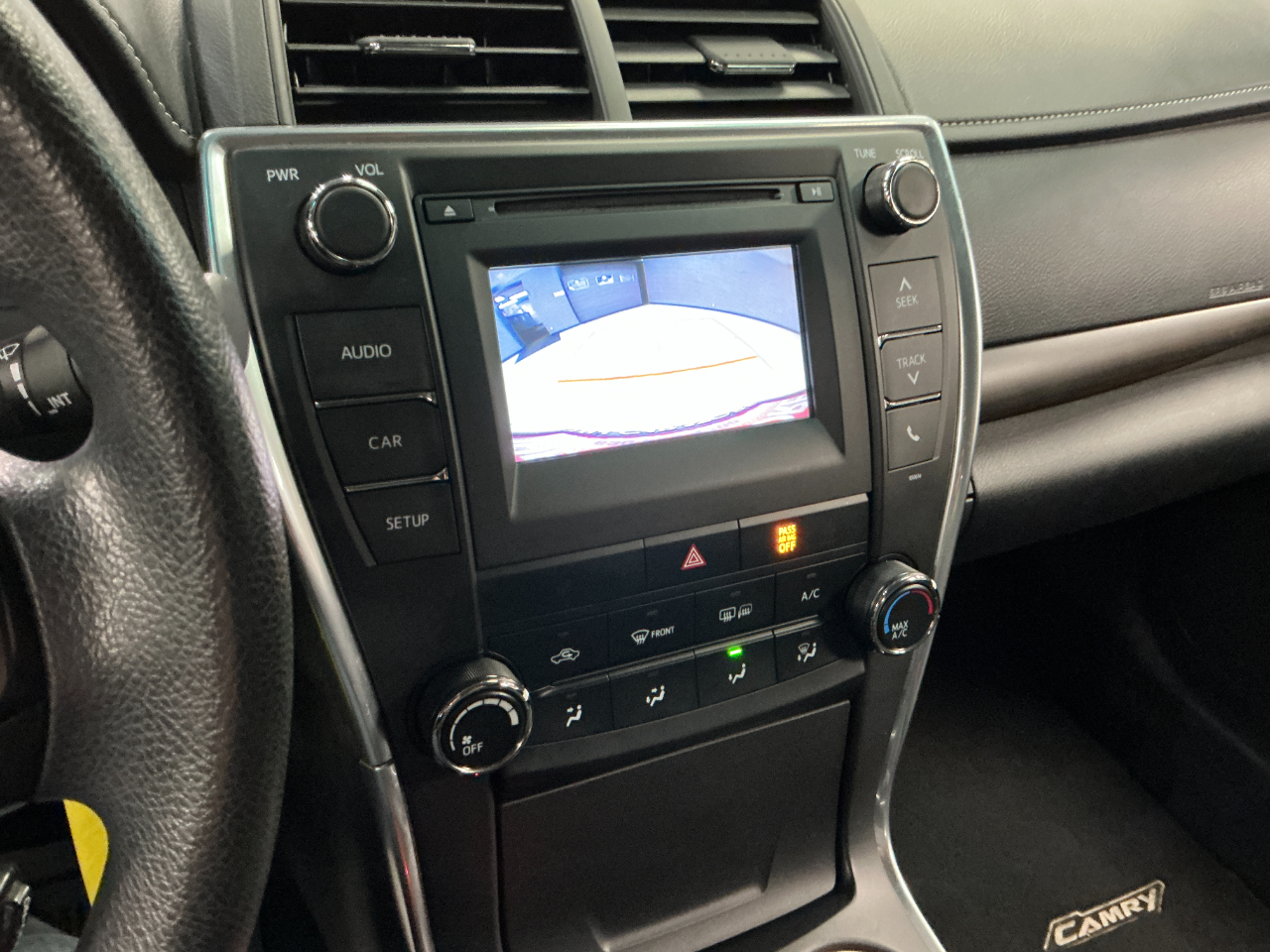 Toyota Camry 4dr Sdn I4 Auto LE (Natl) 2016