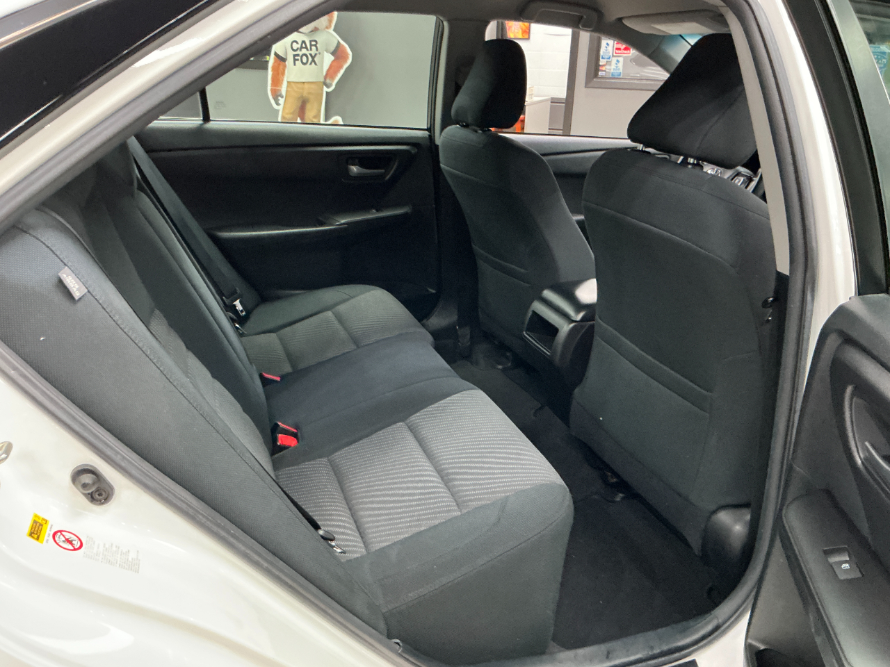 Toyota Camry 4dr Sdn I4 Auto LE (Natl) 2016