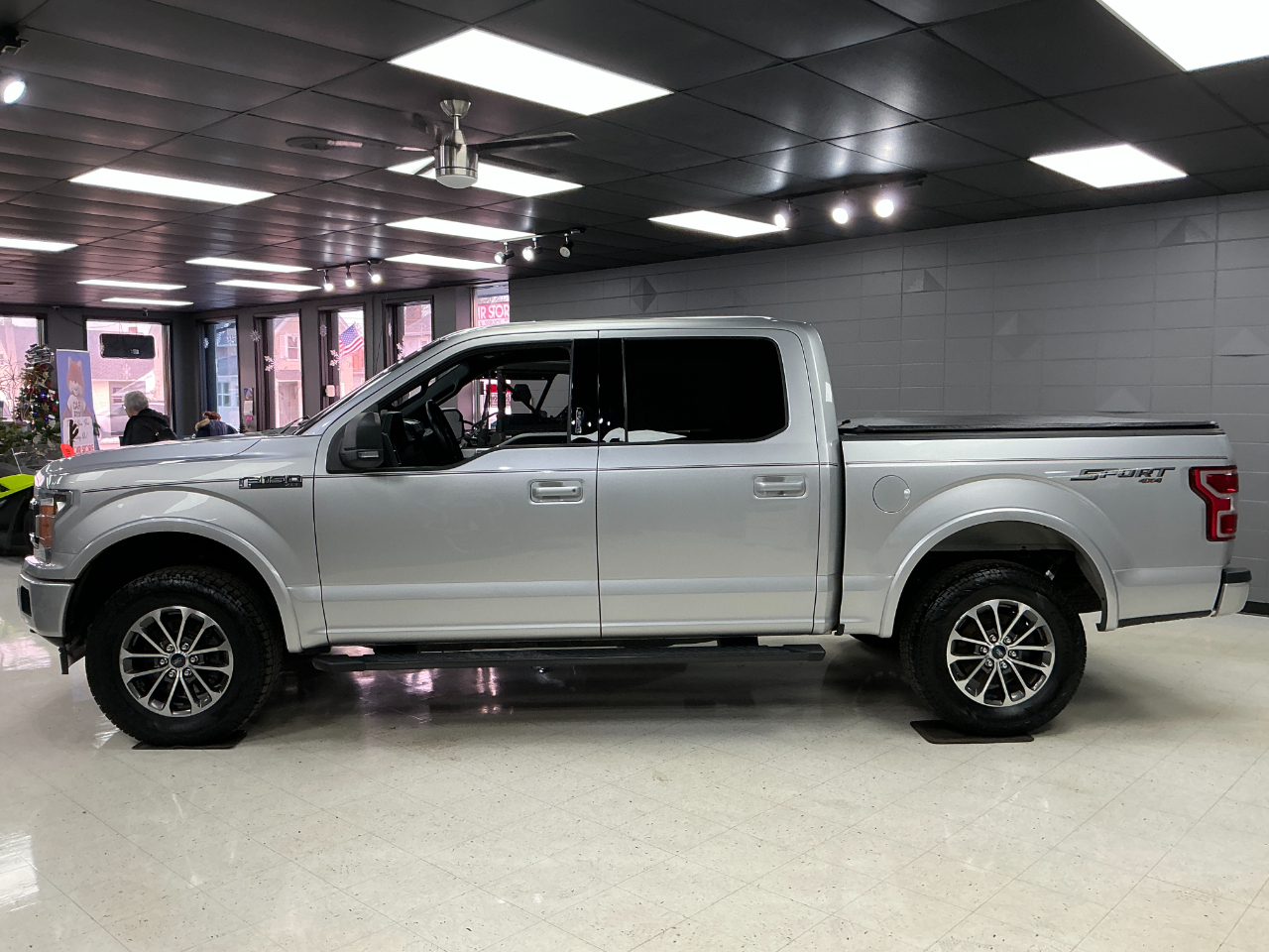 Ford F-150 XLT 4WD SuperCrew 5.5' Box 2018