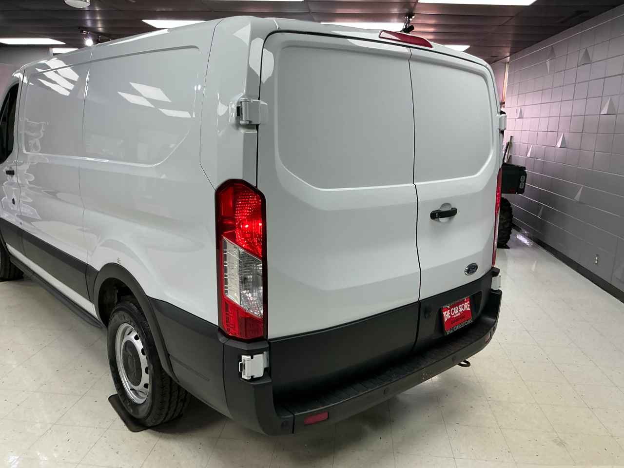 Ford Transit Cargo Van T-150 130" Low Rf 8670 GVWR RWD 2020
