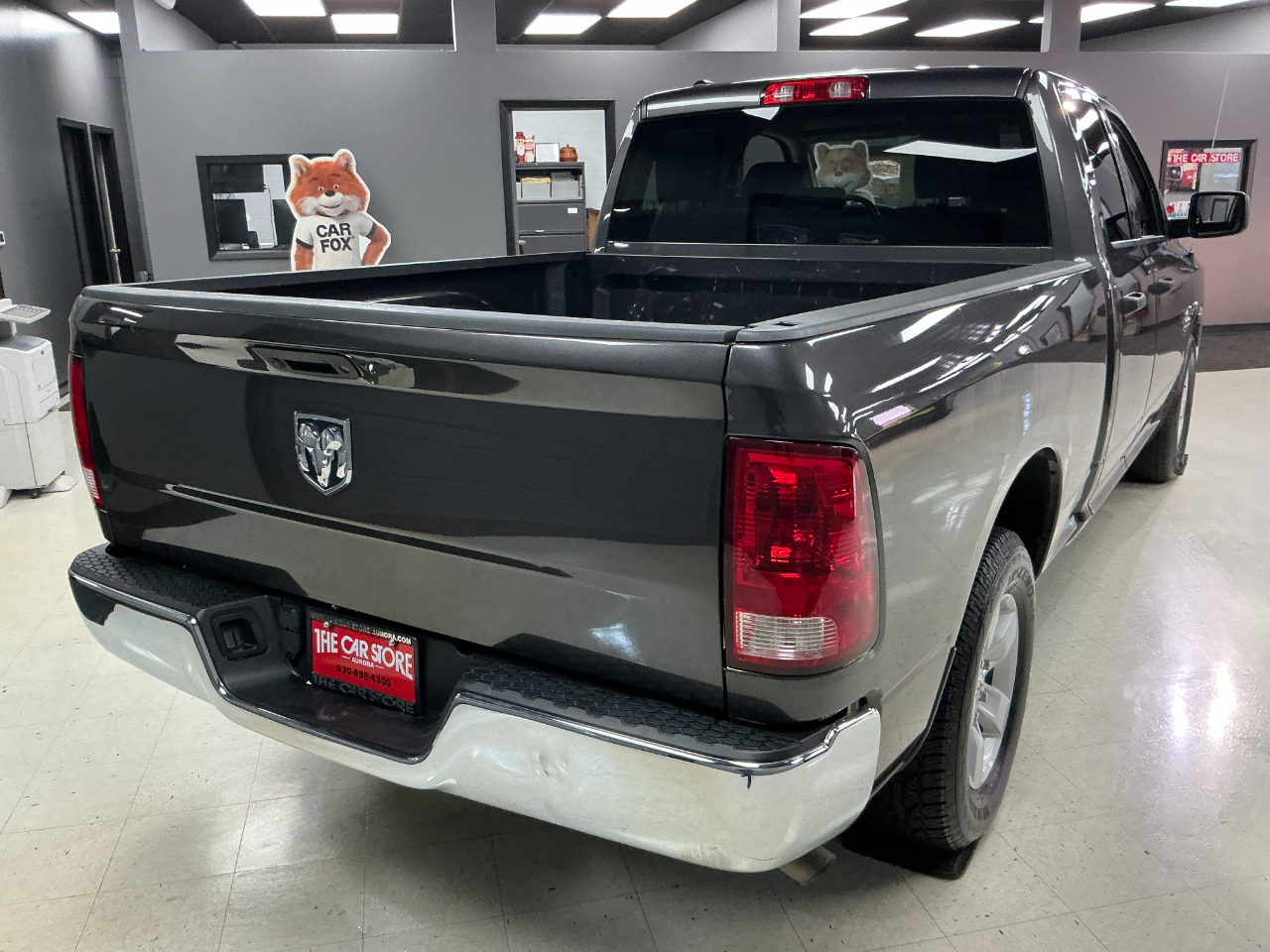 RAM 1500 Classic Tradesman 4x2 Quad Cab 6'4" Box 2022