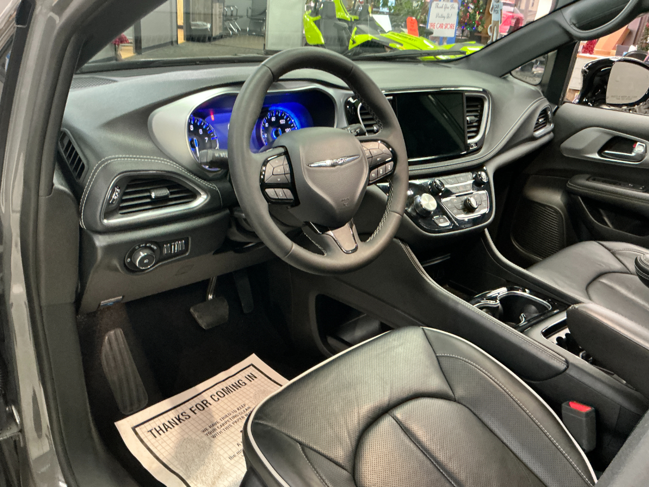 Chrysler Pacifica Limited FWD 2025