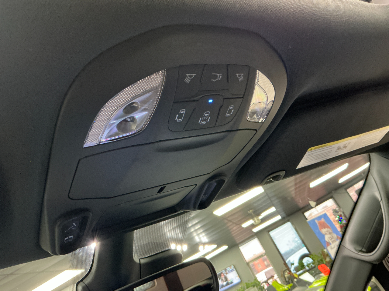 Chrysler Pacifica Limited FWD 2025