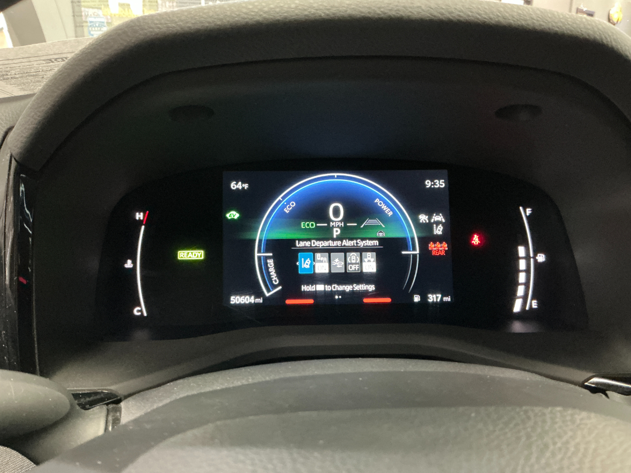 Toyota Camry LE (Natl) 2025