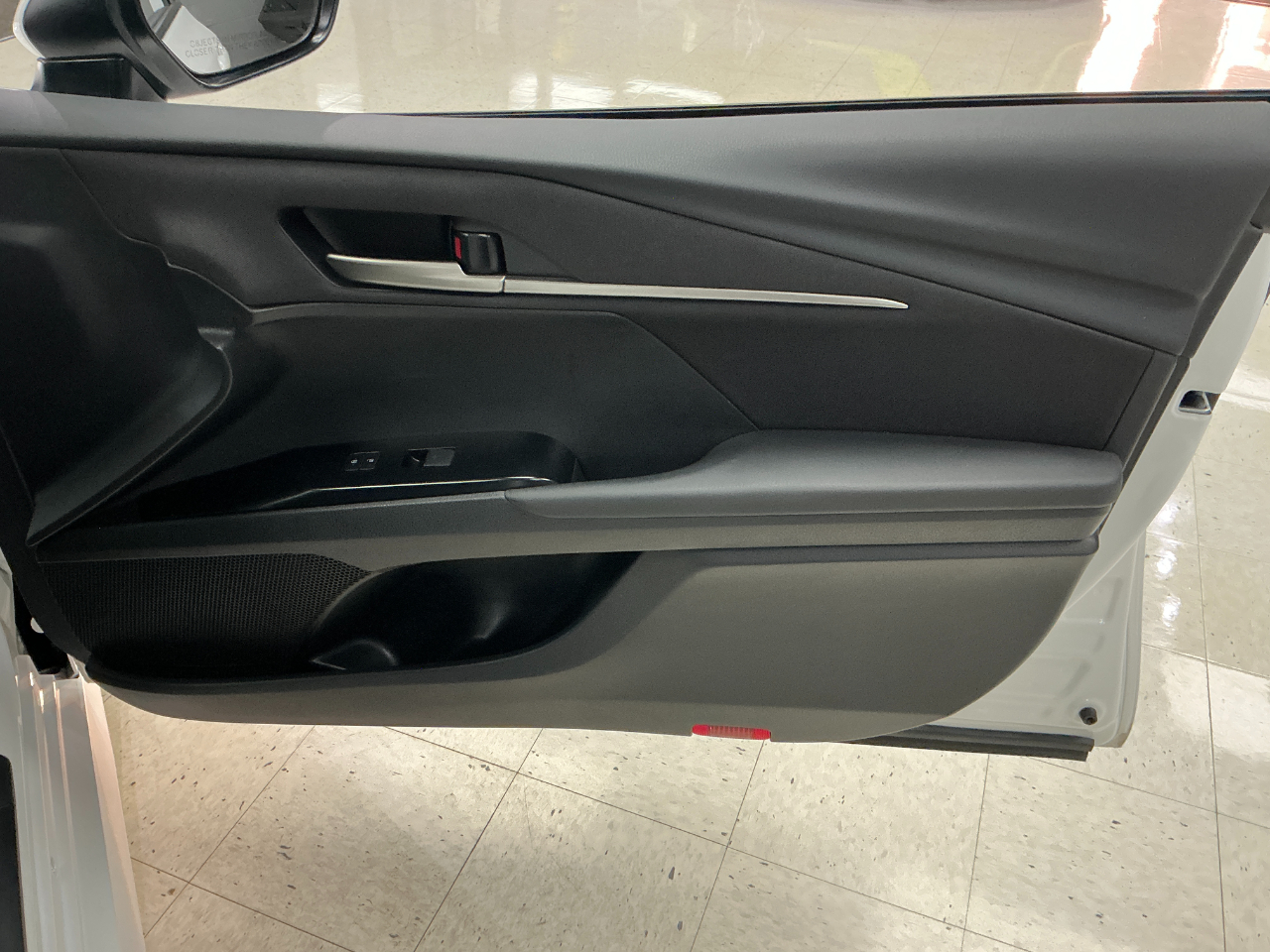 Toyota Camry LE (Natl) 2025