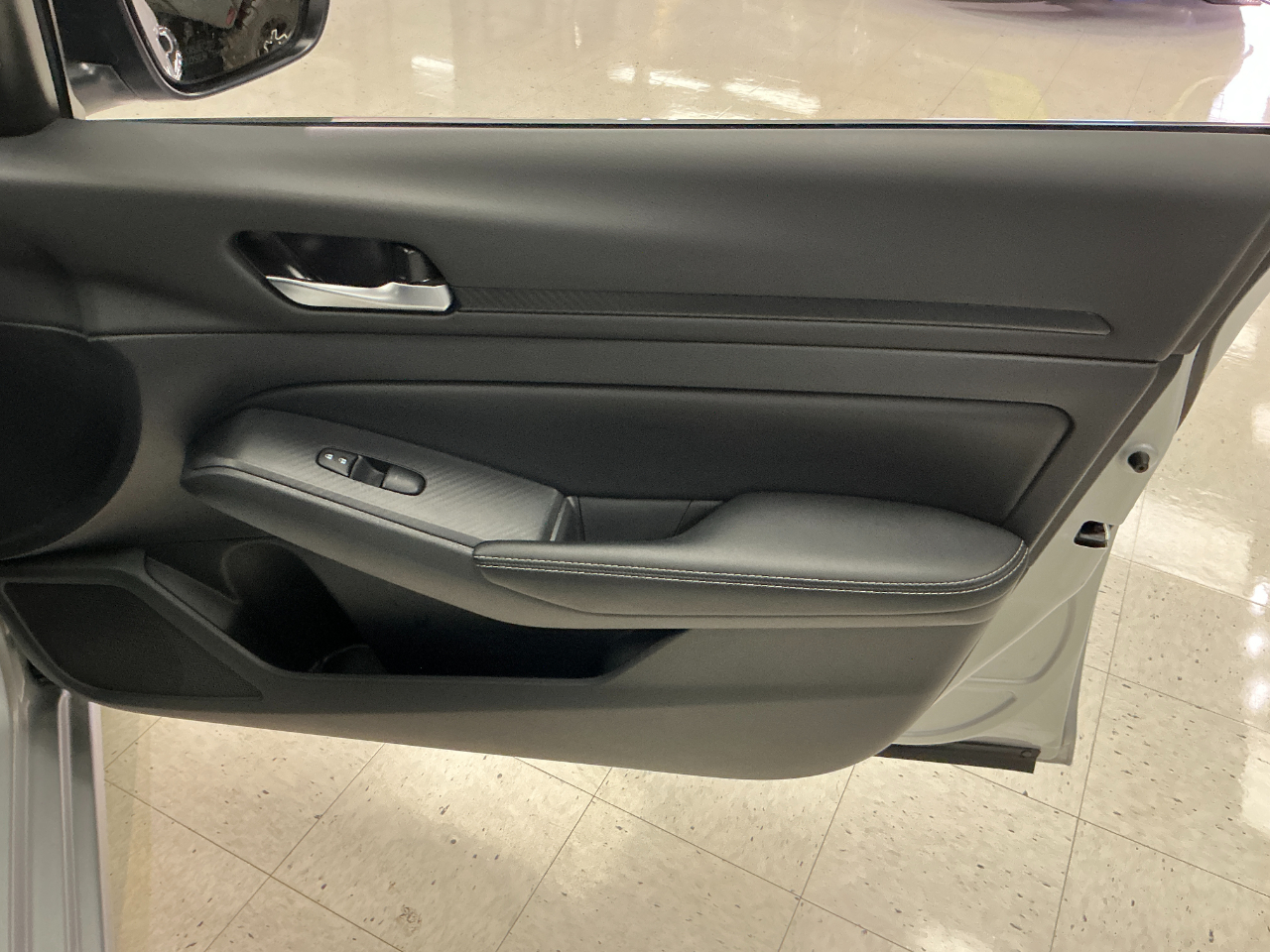 Nissan Altima SV FWD 2025