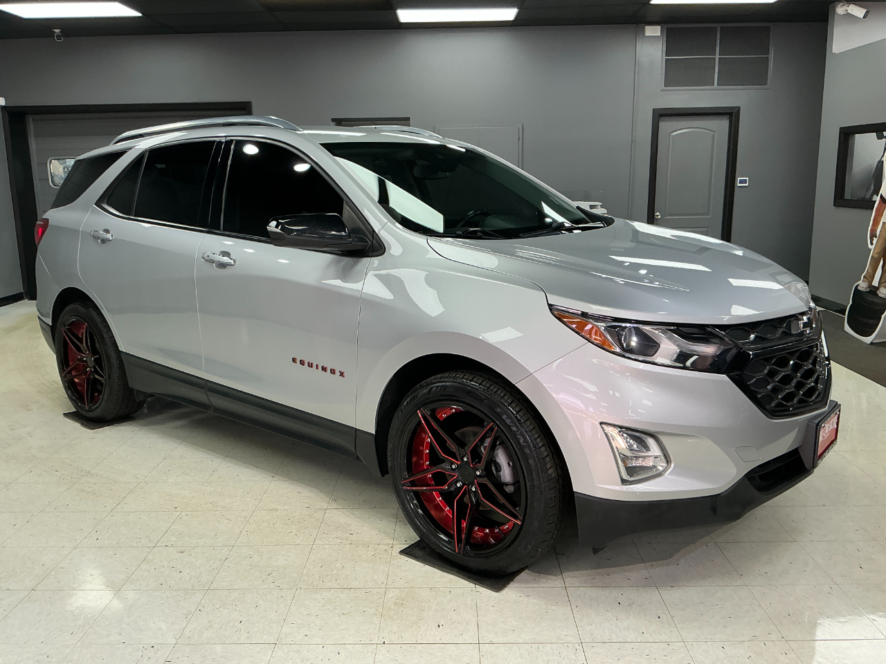 Chevrolet Equinox FWD 4dr Premier 2021