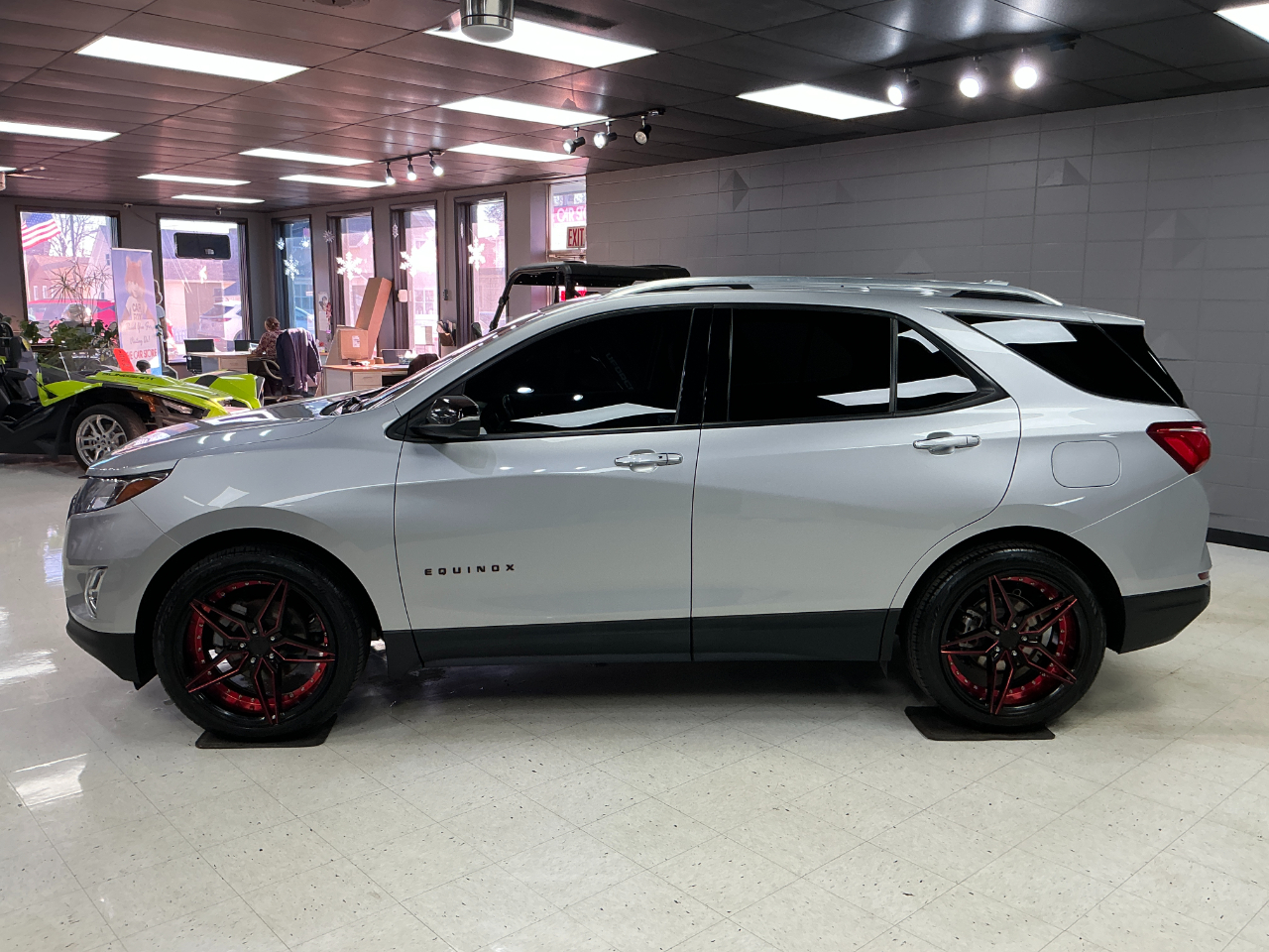 Chevrolet Equinox FWD 4dr Premier 2021