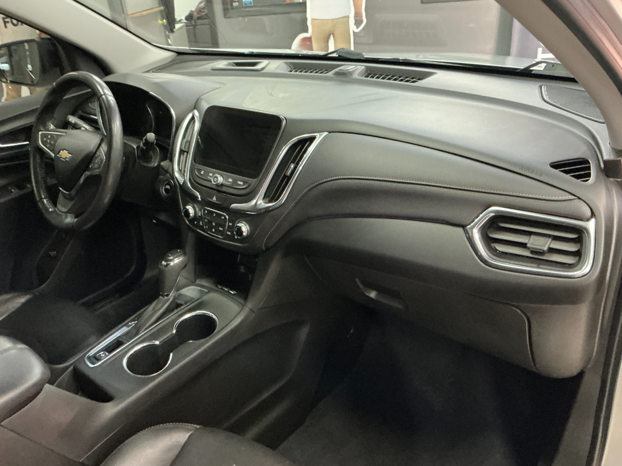 Chevrolet Equinox FWD 4dr Premier 2021