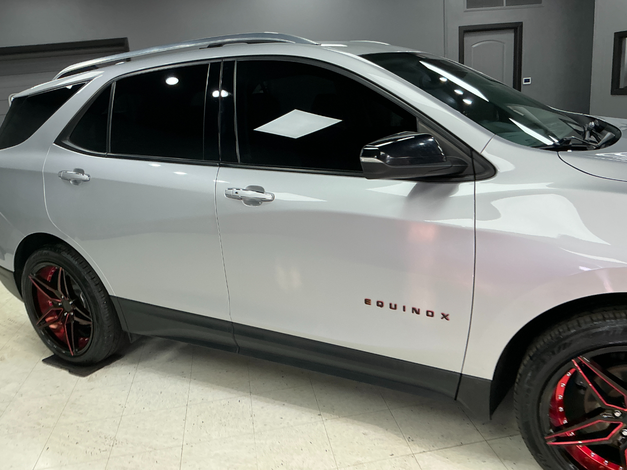 Chevrolet Equinox FWD 4dr Premier 2021