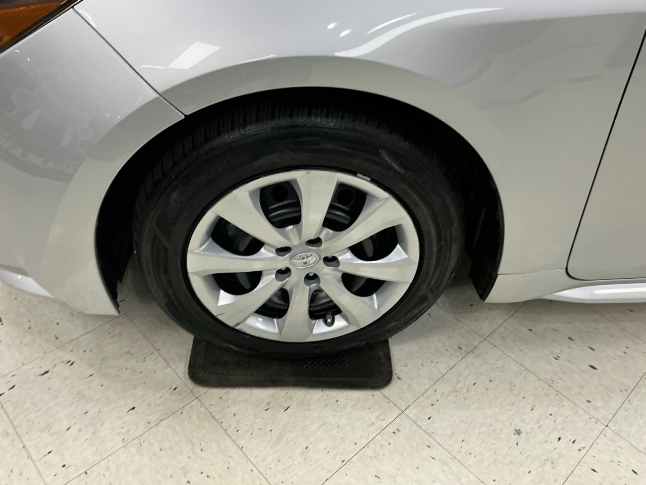 Toyota Corolla LE CVT (Natl) 2023