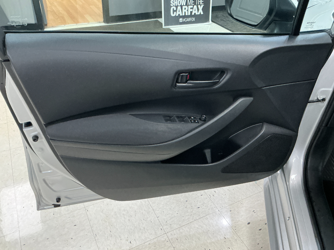 Toyota Corolla LE CVT (Natl) 2023