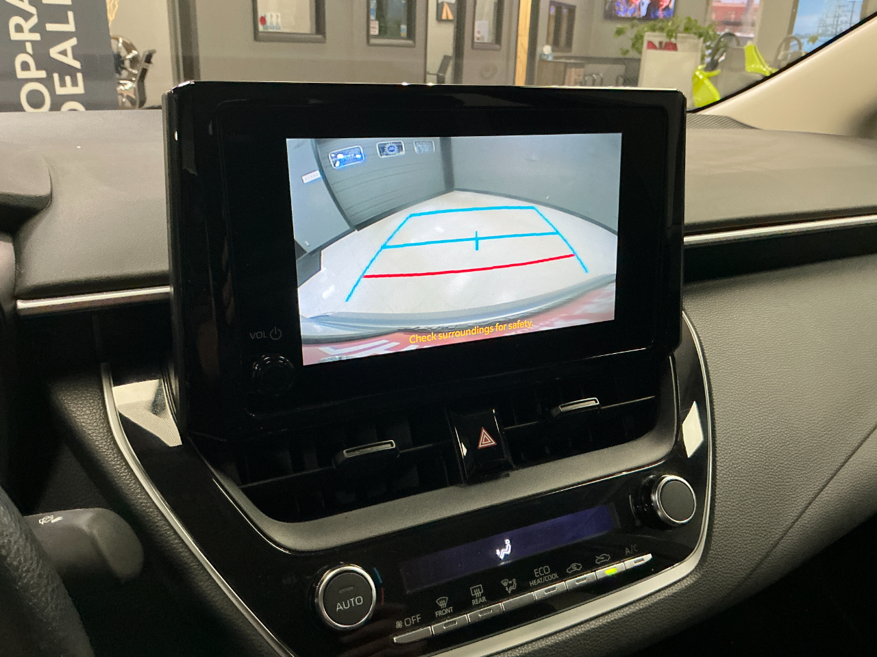 Toyota Corolla LE CVT (Natl) 2023