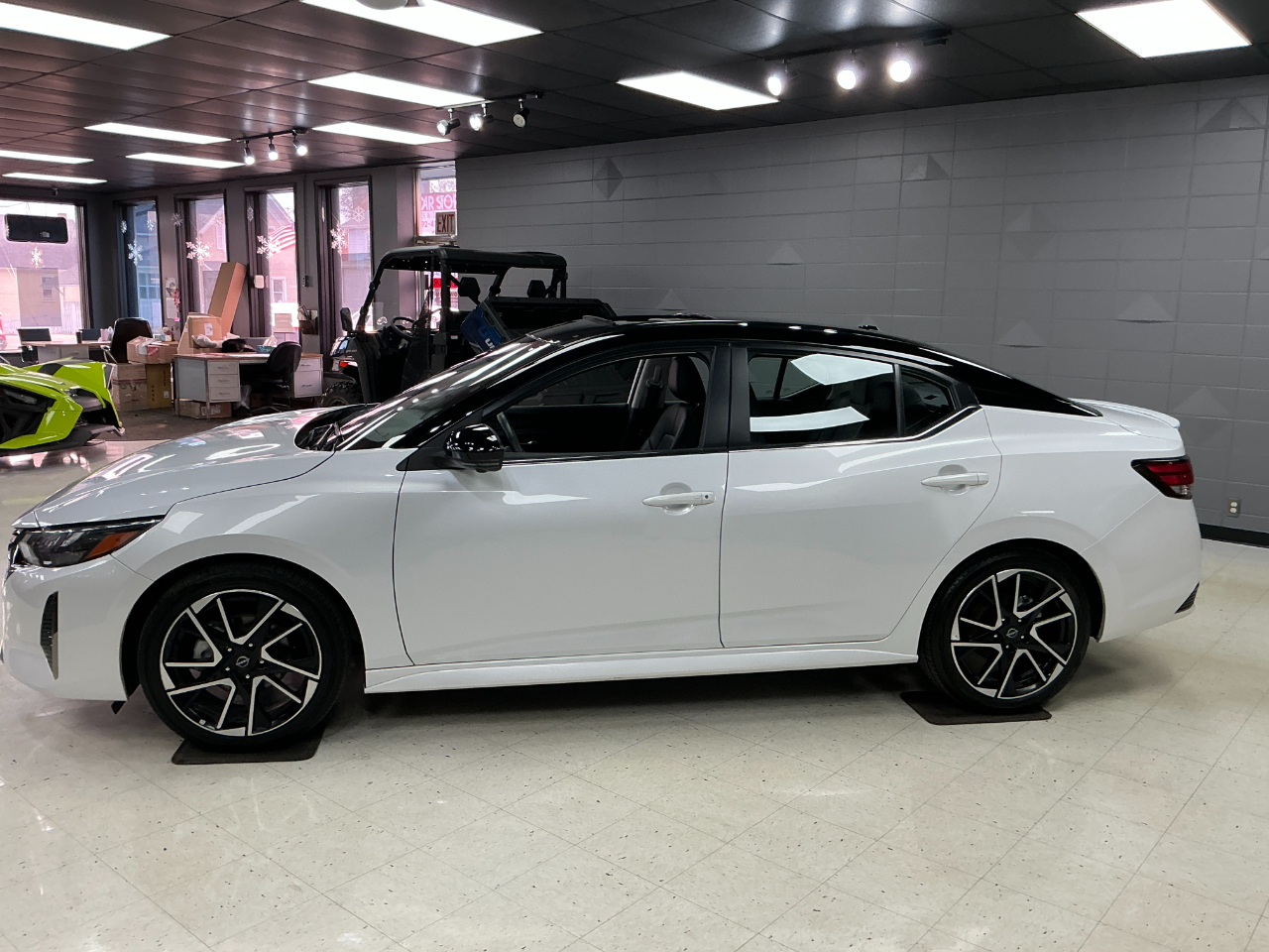 Nissan Sentra SR CVT 2025