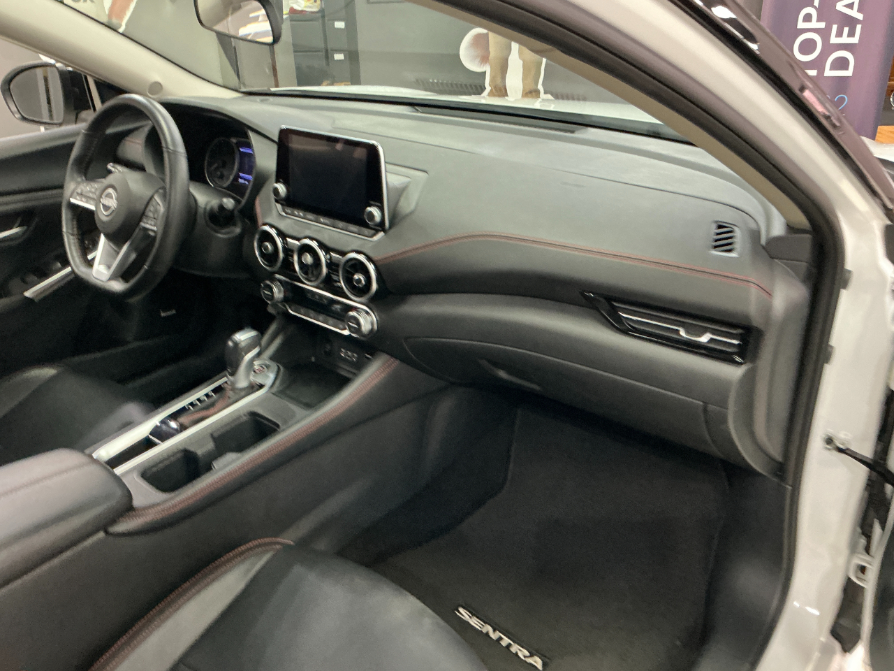 Nissan Sentra SR CVT 2025