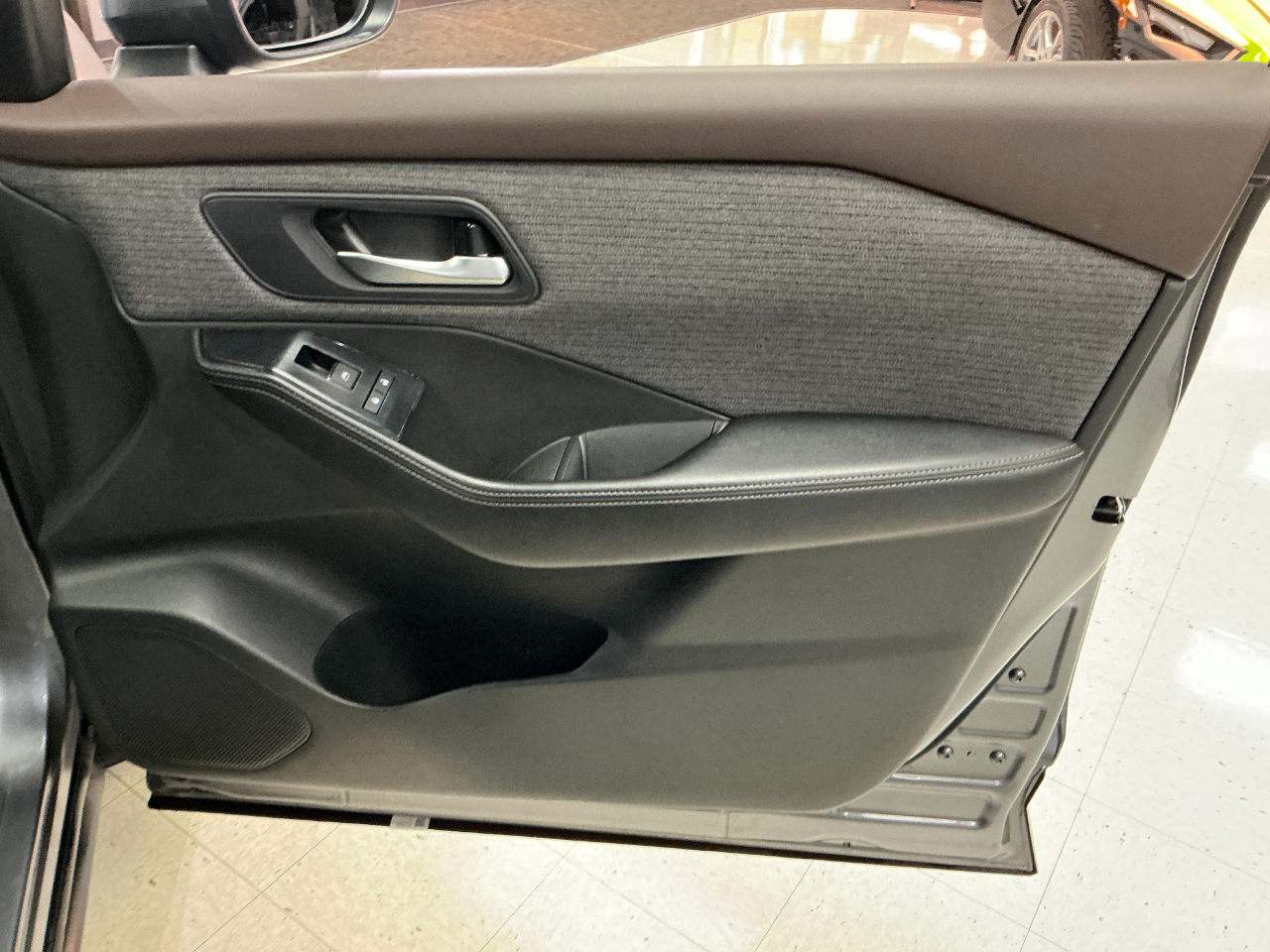 Nissan Rogue FWD SV 2023