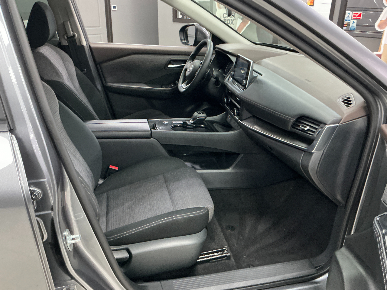 Nissan Rogue FWD SV 2023