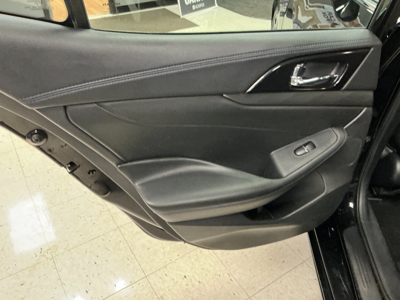 Nissan Maxima S 3.5L 2019