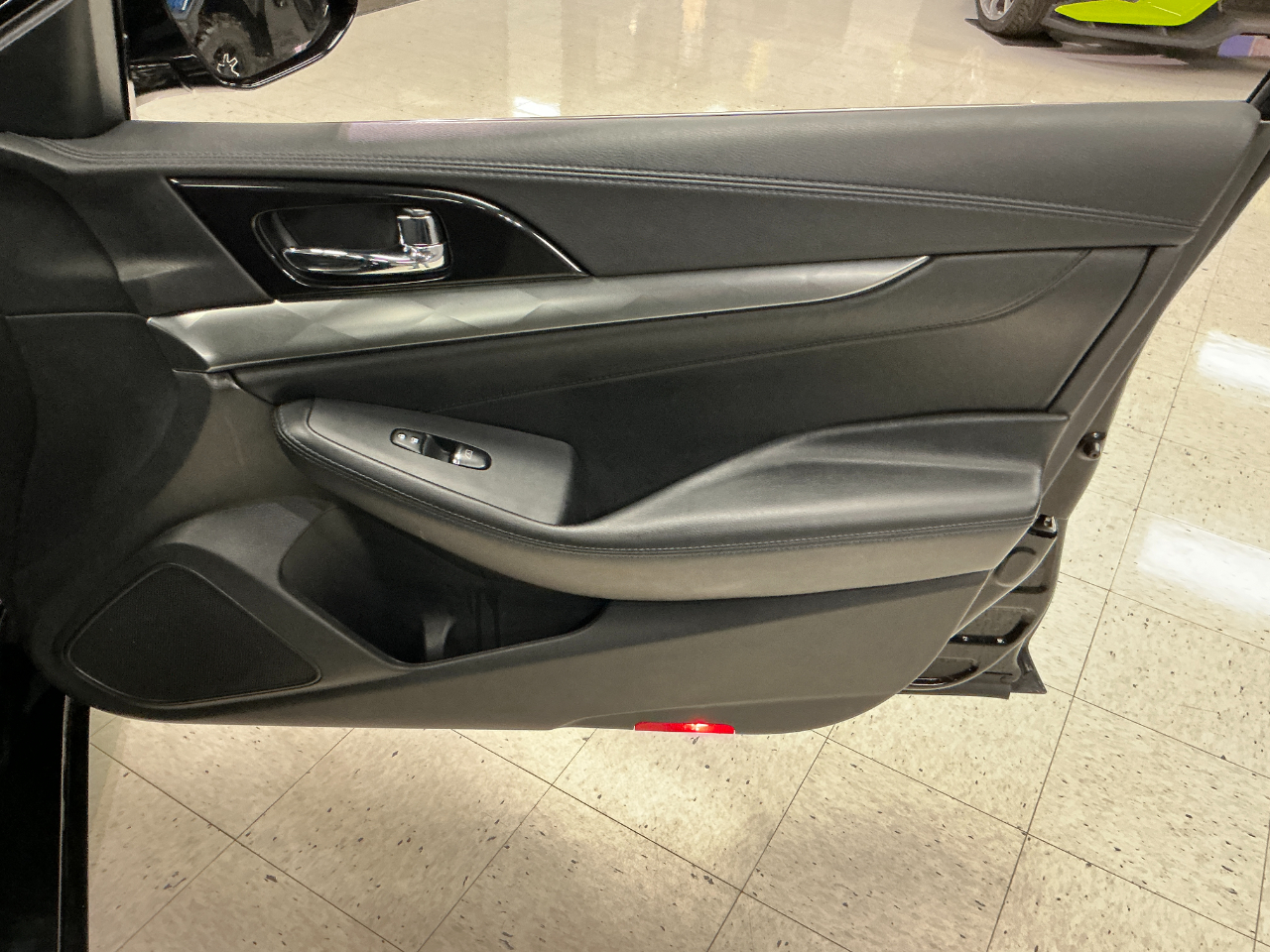 Nissan Maxima S 3.5L 2019