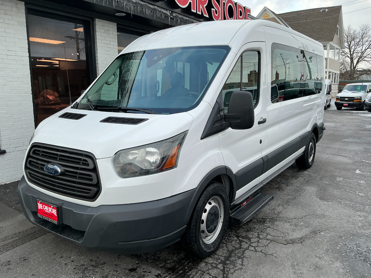Ford Transit Wagon T-350 148" Med Roof XLT Sliding RH Dr 2015