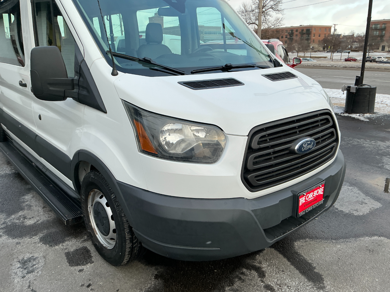 Ford Transit Wagon T-350 148" Med Roof XLT Sliding RH Dr 2015