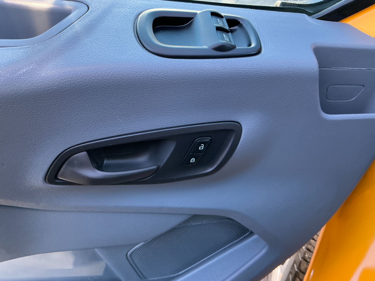 Ford Transit Van T-250 130" Low Rf 9000 GVWR Swing-Out RH Dr 2019