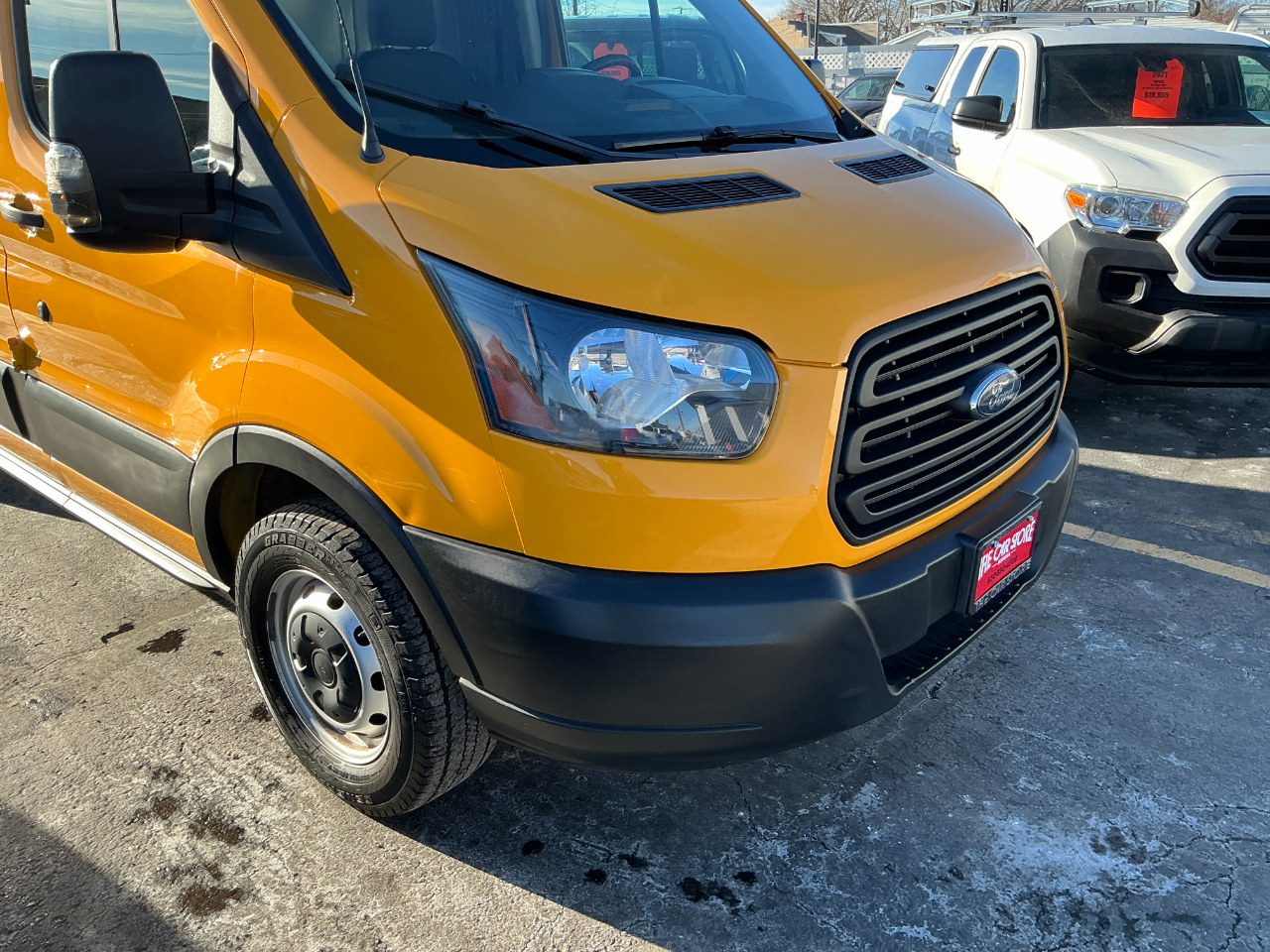 Ford Transit Van T-250 130" Low Rf 9000 GVWR Swing-Out RH Dr 2019