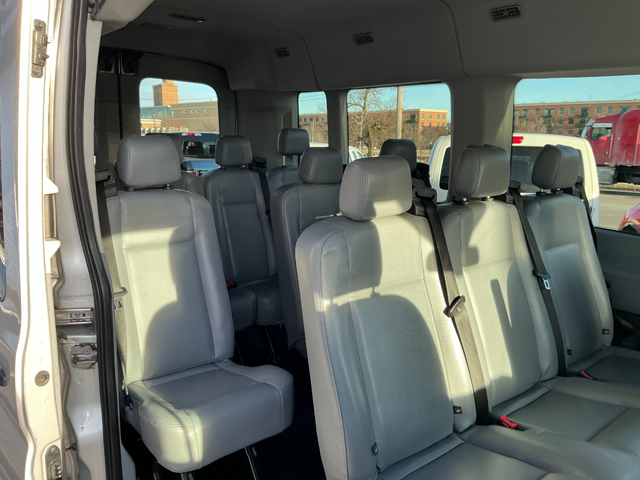 Ford Transit Wagon T-350 148" Med Roof XLT Sliding RH Dr 2015