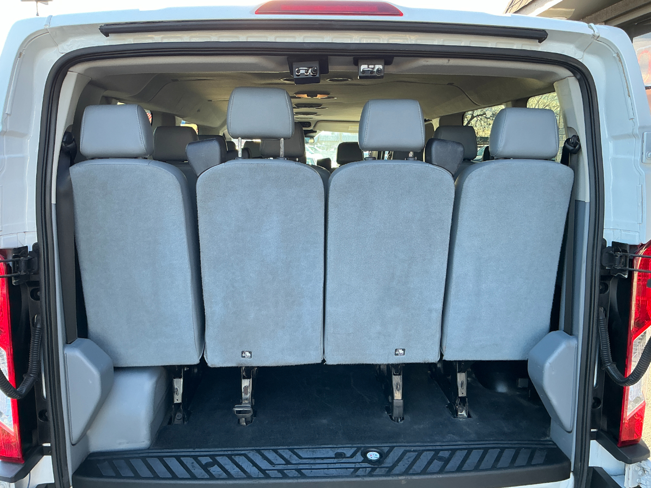 Ford Transit Wagon T-350 148" Low Roof XL Sliding RH Dr 2017