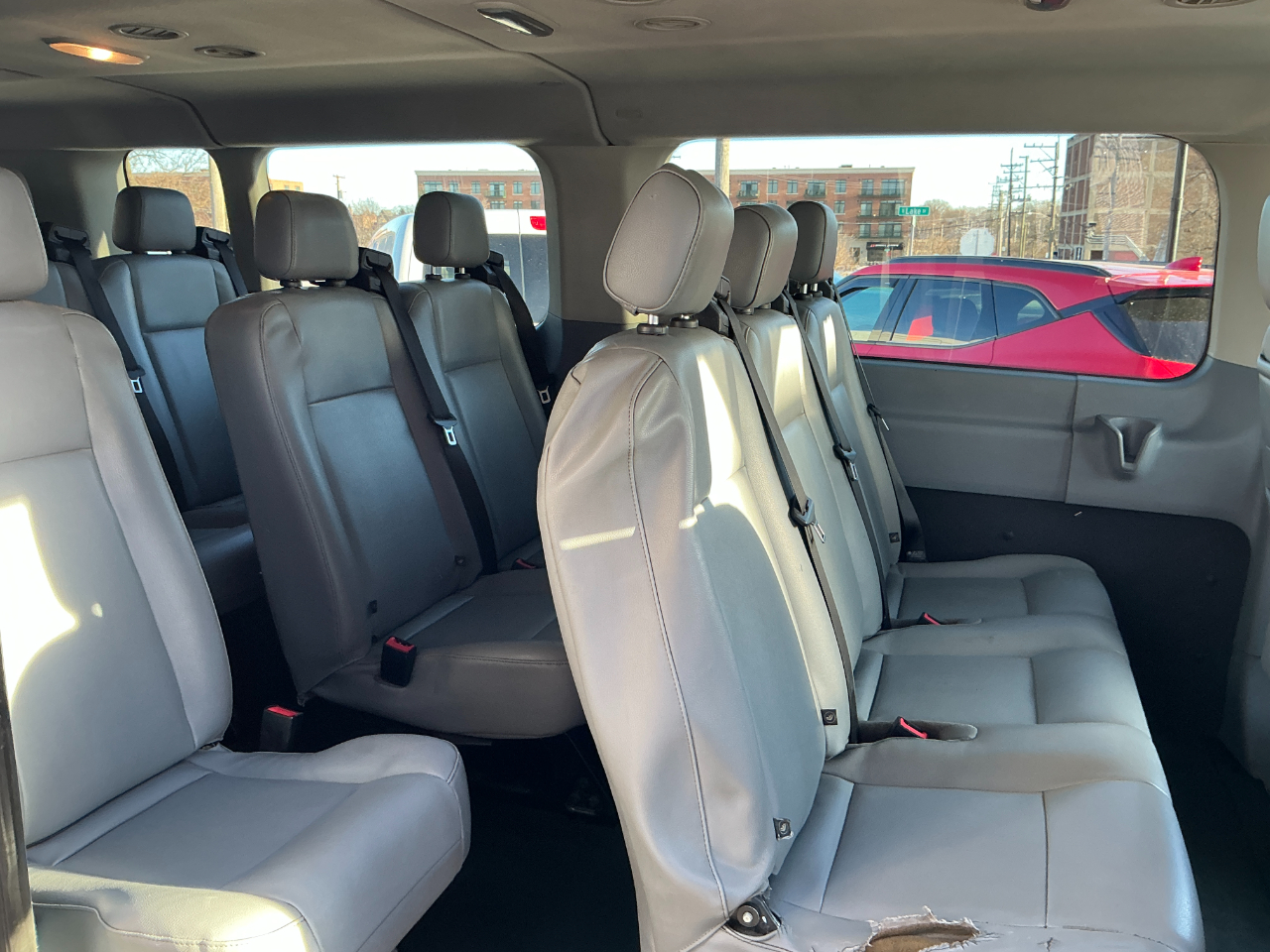 Ford Transit Wagon T-350 148" Low Roof XL Sliding RH Dr 2017