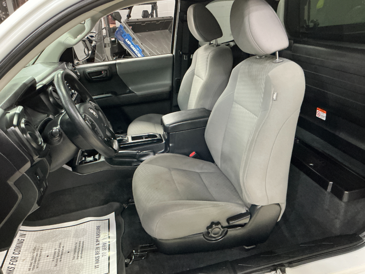 Toyota Tacoma 2WD SR Access Cab 6' Bed I4 AT (Natl) 2023