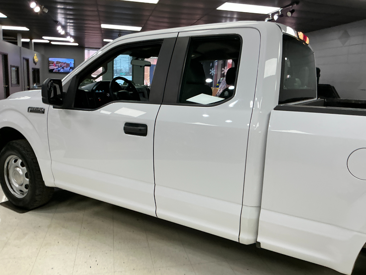 Ford F-150 XL 2WD SuperCab 6.5' Box 2020