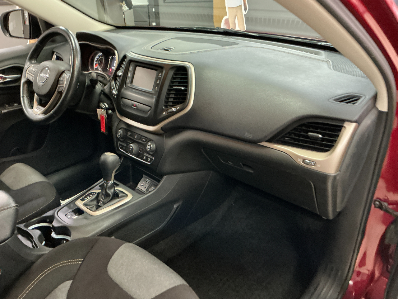 Jeep Cherokee FWD 4dr Sport 2015