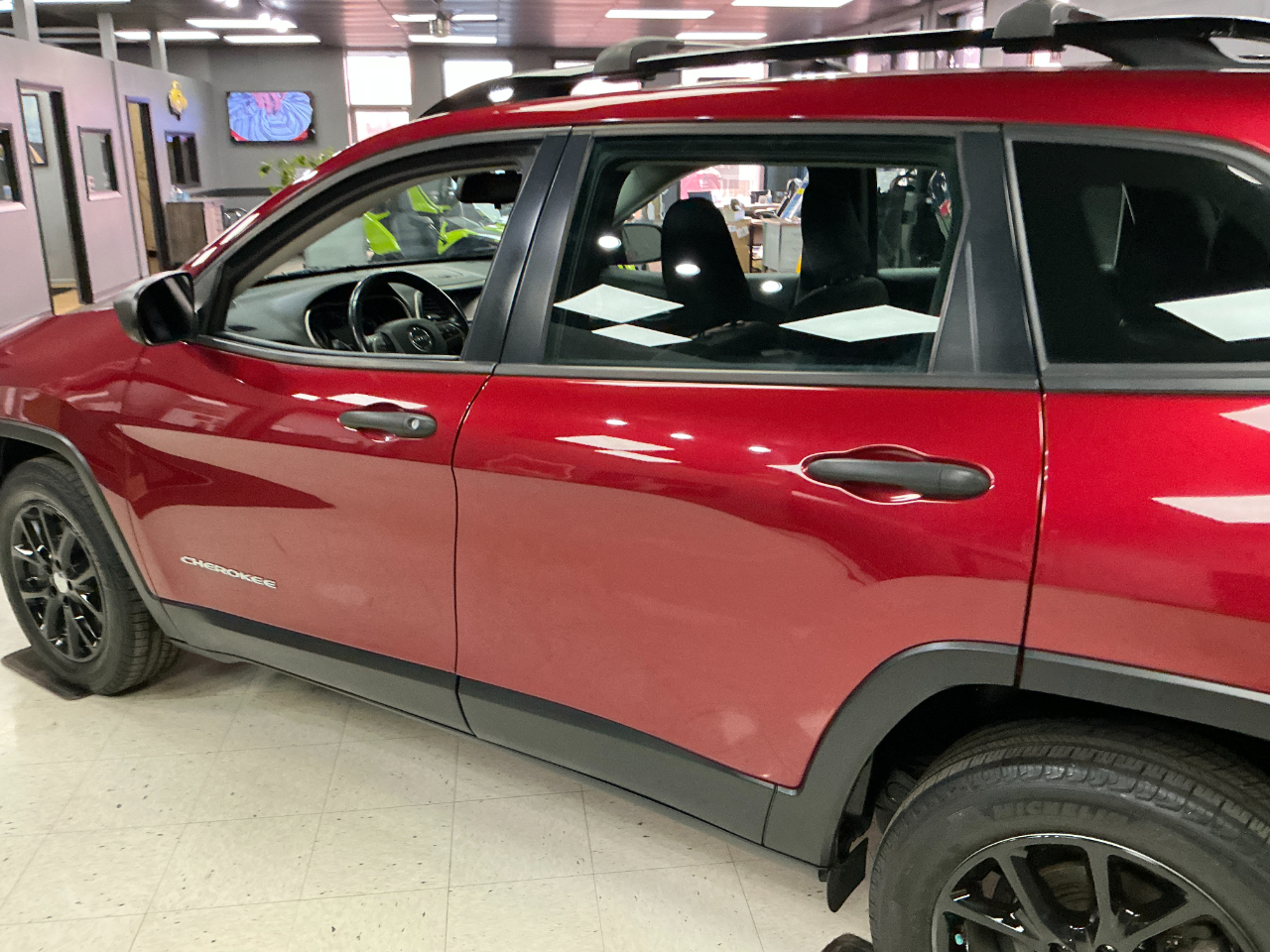 Jeep Cherokee FWD 4dr Sport 2015