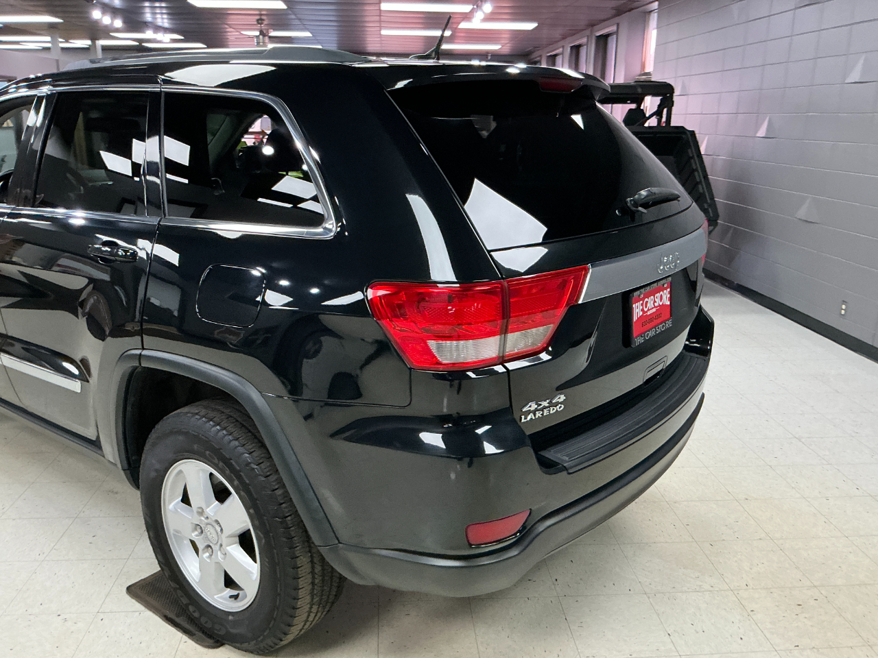 Jeep Grand Cherokee 4WD 4dr Laredo 2013