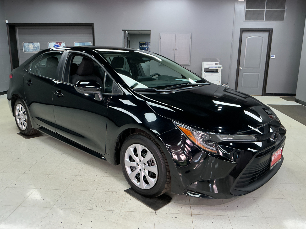 Toyota Corolla LE CVT (Natl) 2024