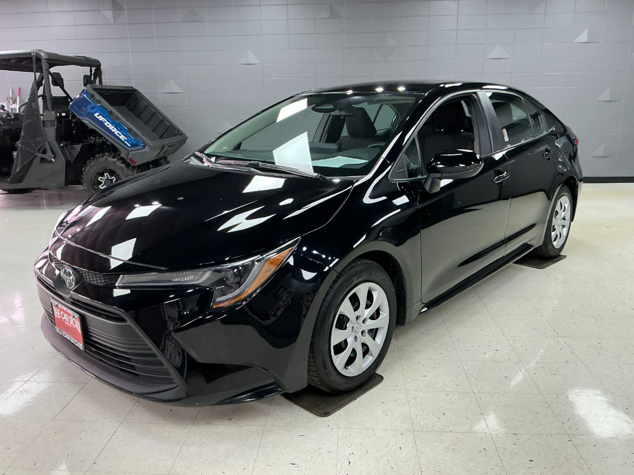 Toyota Corolla LE CVT (Natl) 2024