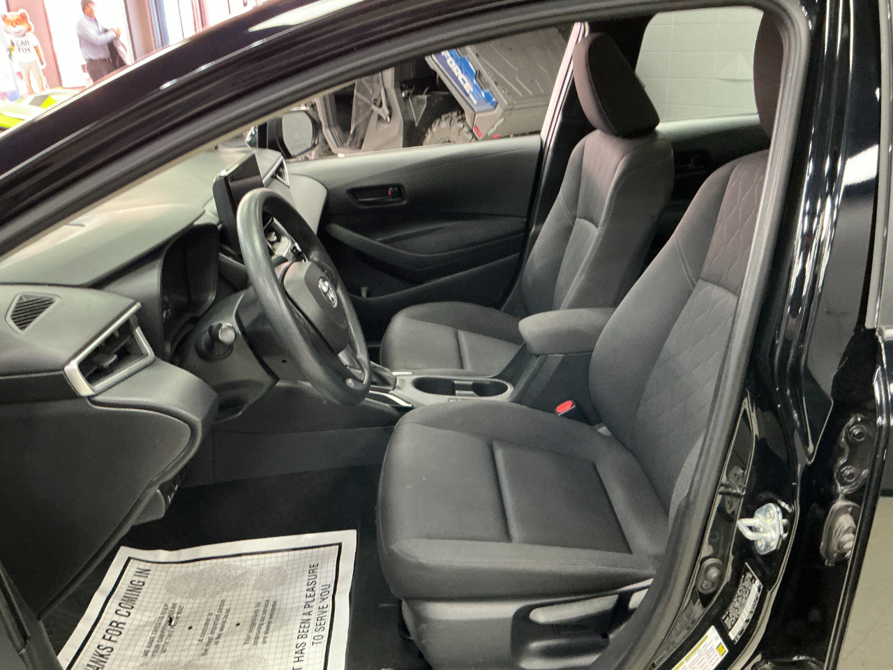 Toyota Corolla LE CVT (Natl) 2024