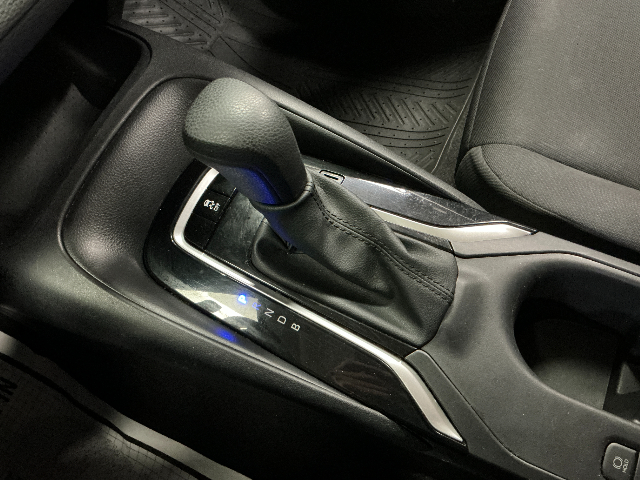 Toyota Corolla LE CVT (Natl) 2024