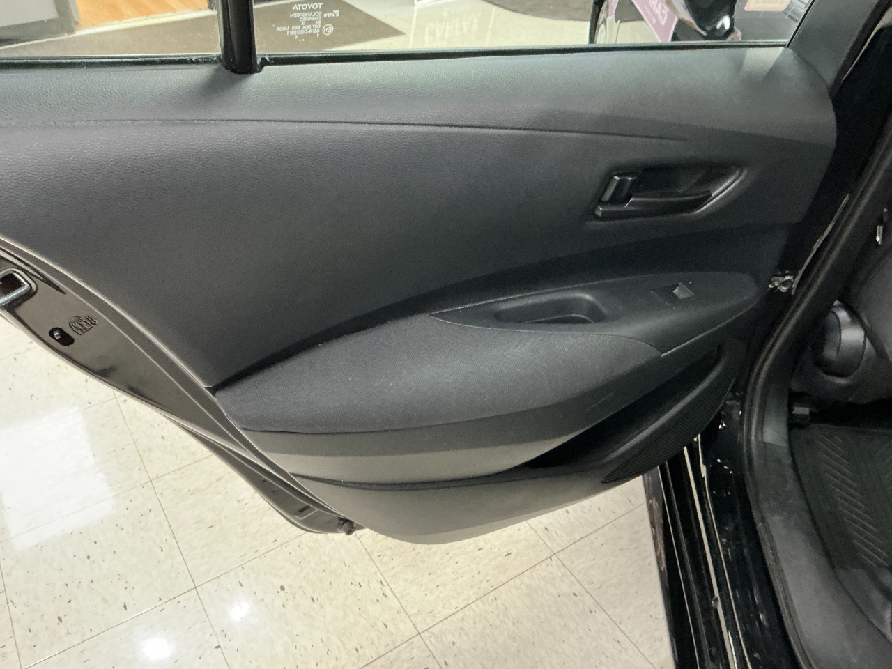 Toyota Corolla LE CVT (Natl) 2024