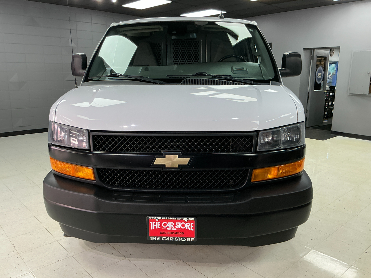 Chevrolet Express Cargo Van RWD 2500 135" 2020