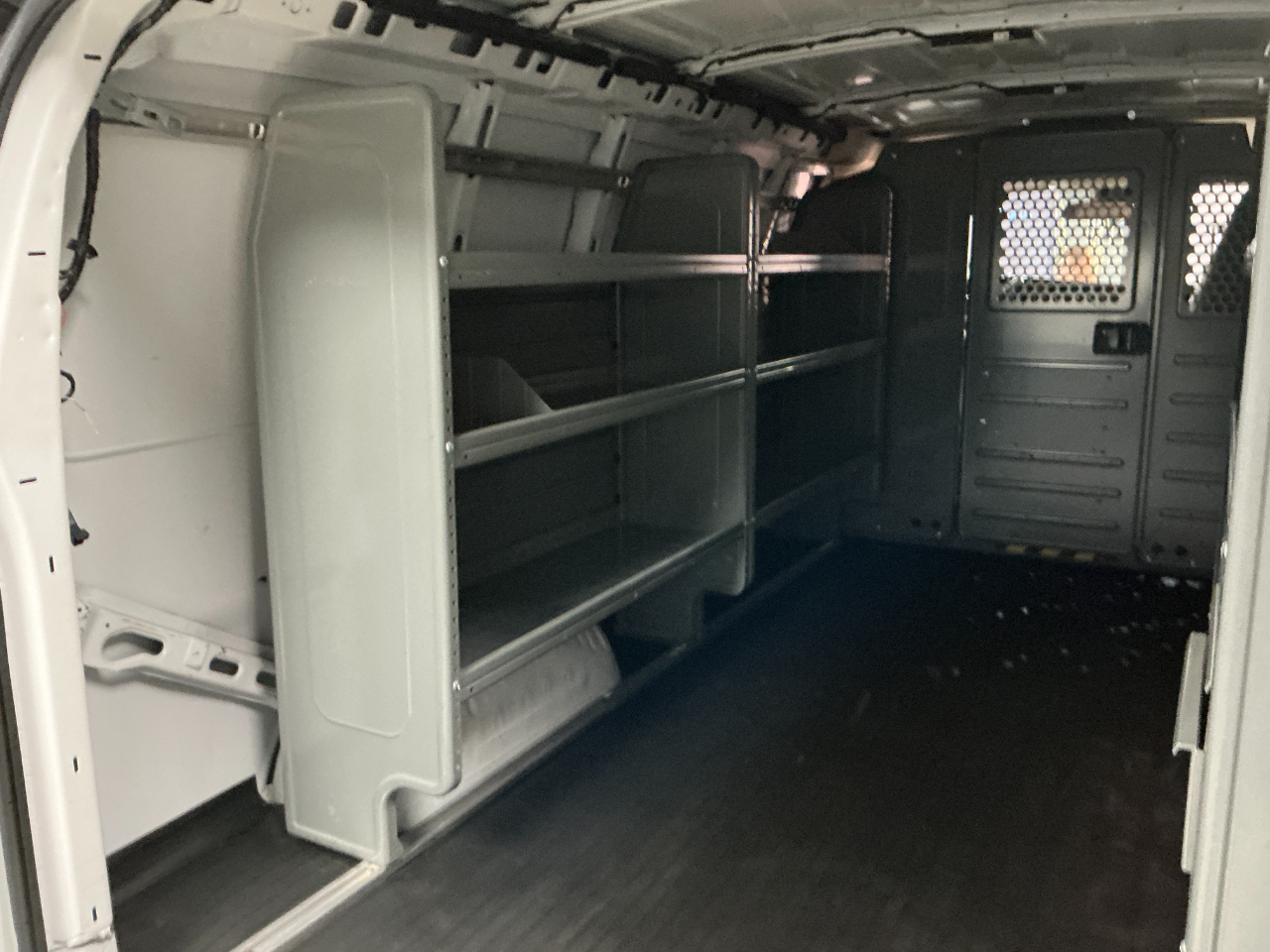 Chevrolet Express Cargo Van RWD 2500 135" 2020