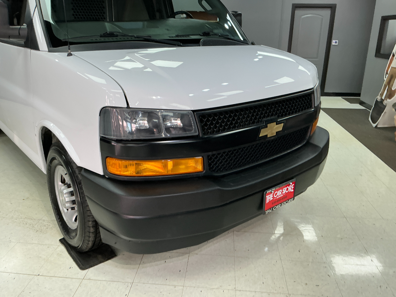 Chevrolet Express Cargo Van RWD 2500 135" 2020