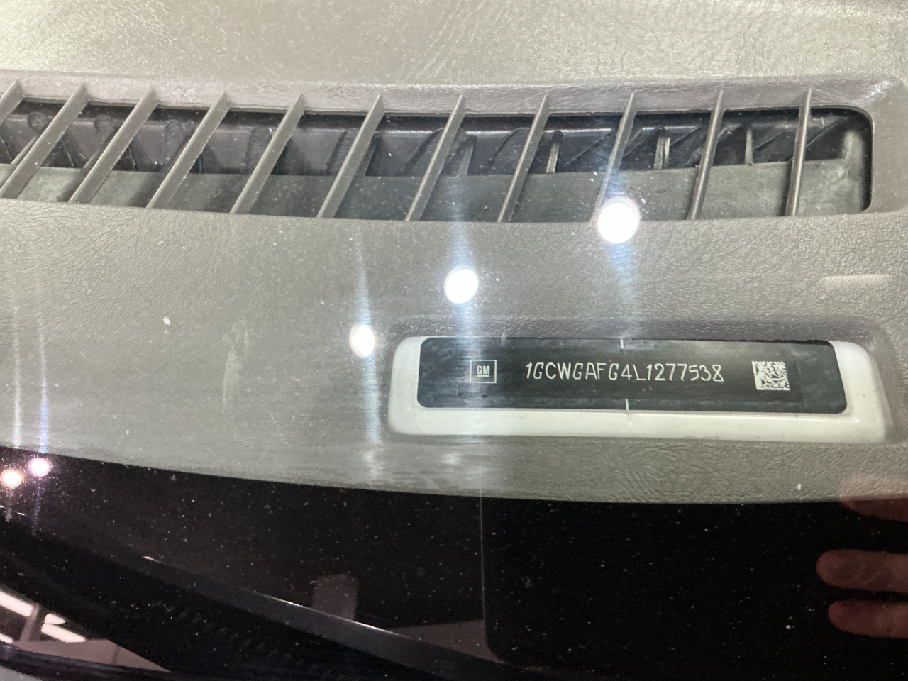 Chevrolet Express Cargo Van RWD 2500 135" 2020