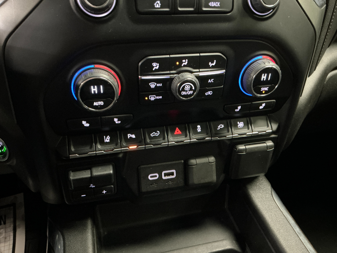 Chevrolet Silverado 2500HD 4WD Crew Cab 172" LT 2023