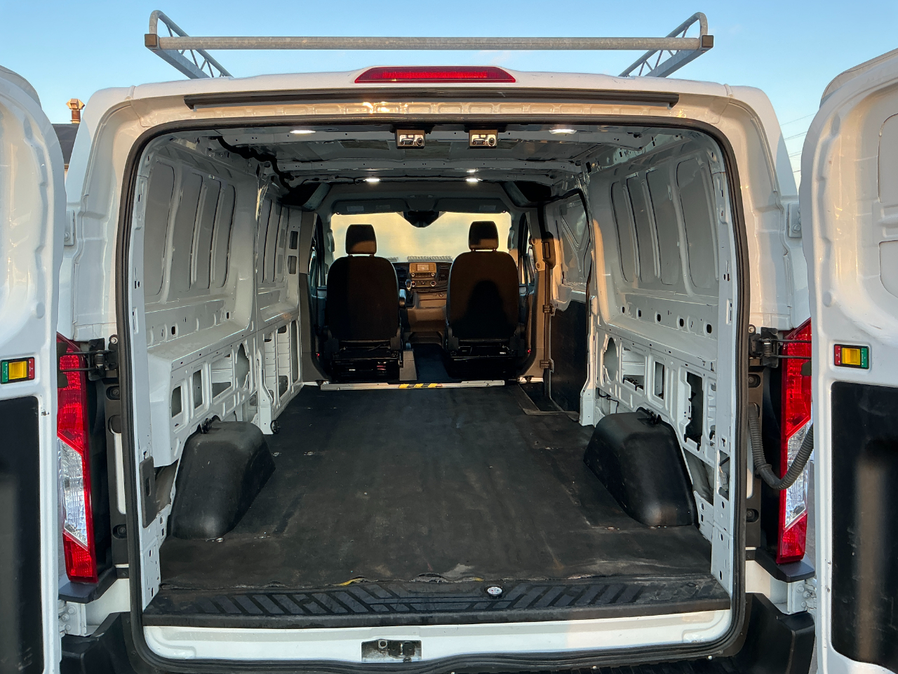 Ford Transit Cargo Van T-250 130" Low Rf 9070 GVWR RWD 2020