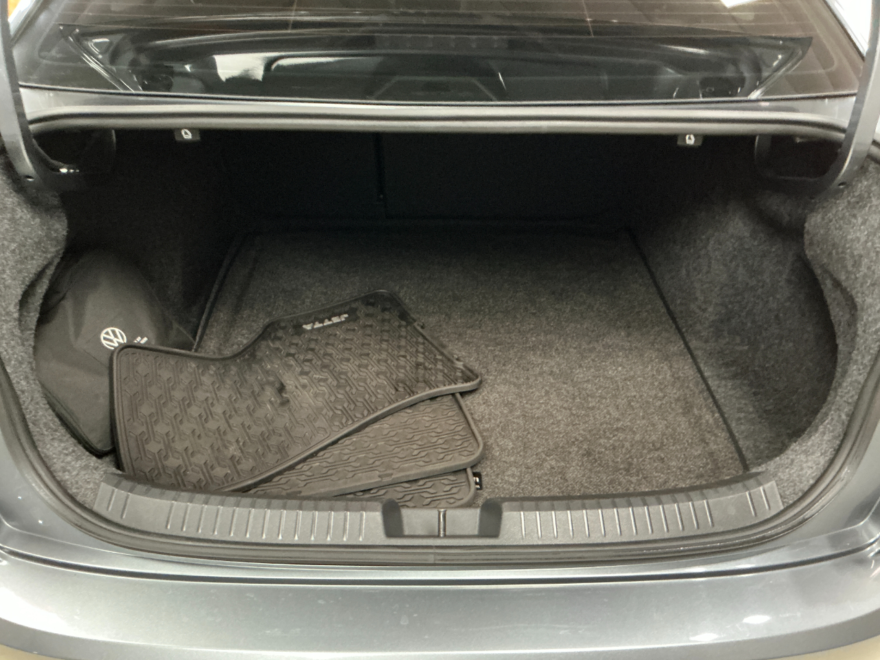 Volkswagen Jetta S 4D Sedan 2021