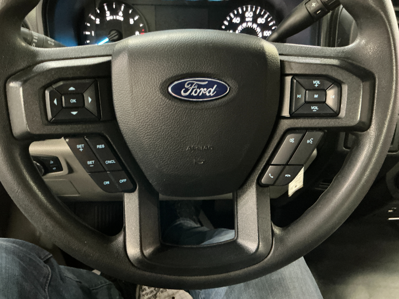 Ford F-150 XL SuperCab Long Bed 4WD 2018