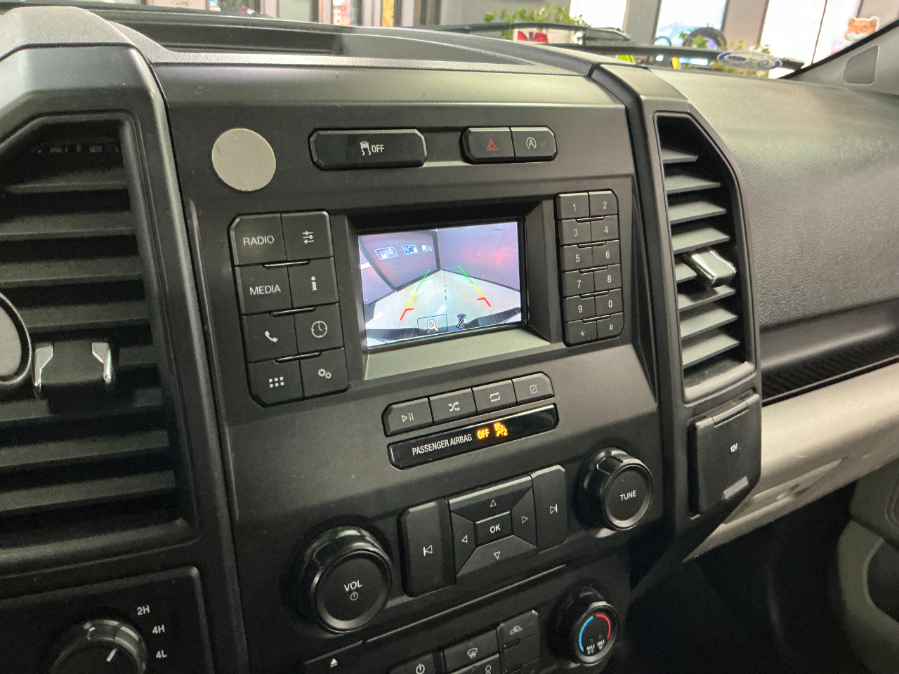 Ford F-150 XL SuperCab Long Bed 4WD 2018